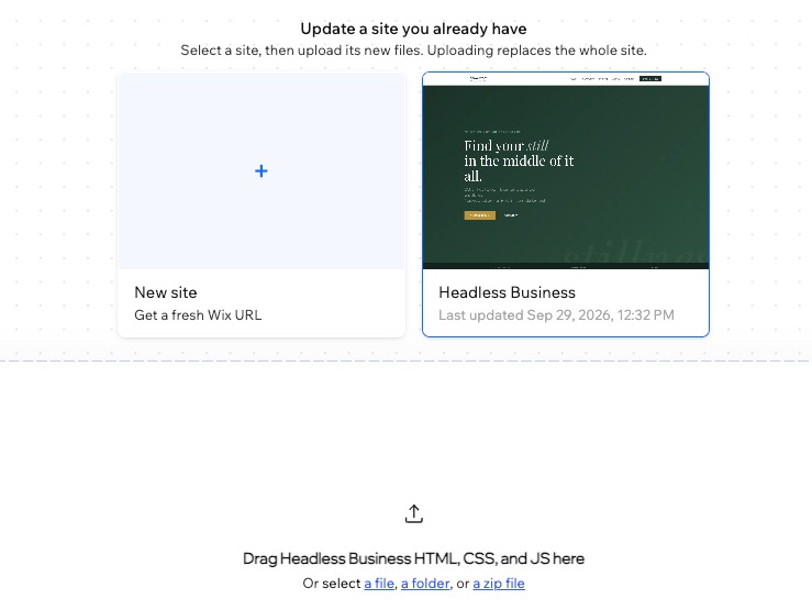 Een screenshot van websitebestanden die naar de landingspagina van Wix Headless worden gesleept.
