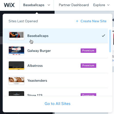 Wix'te birden fazla siteniz olması durumunda seçim yapabileceğiniz site menüsünün ekran görüntüsü.