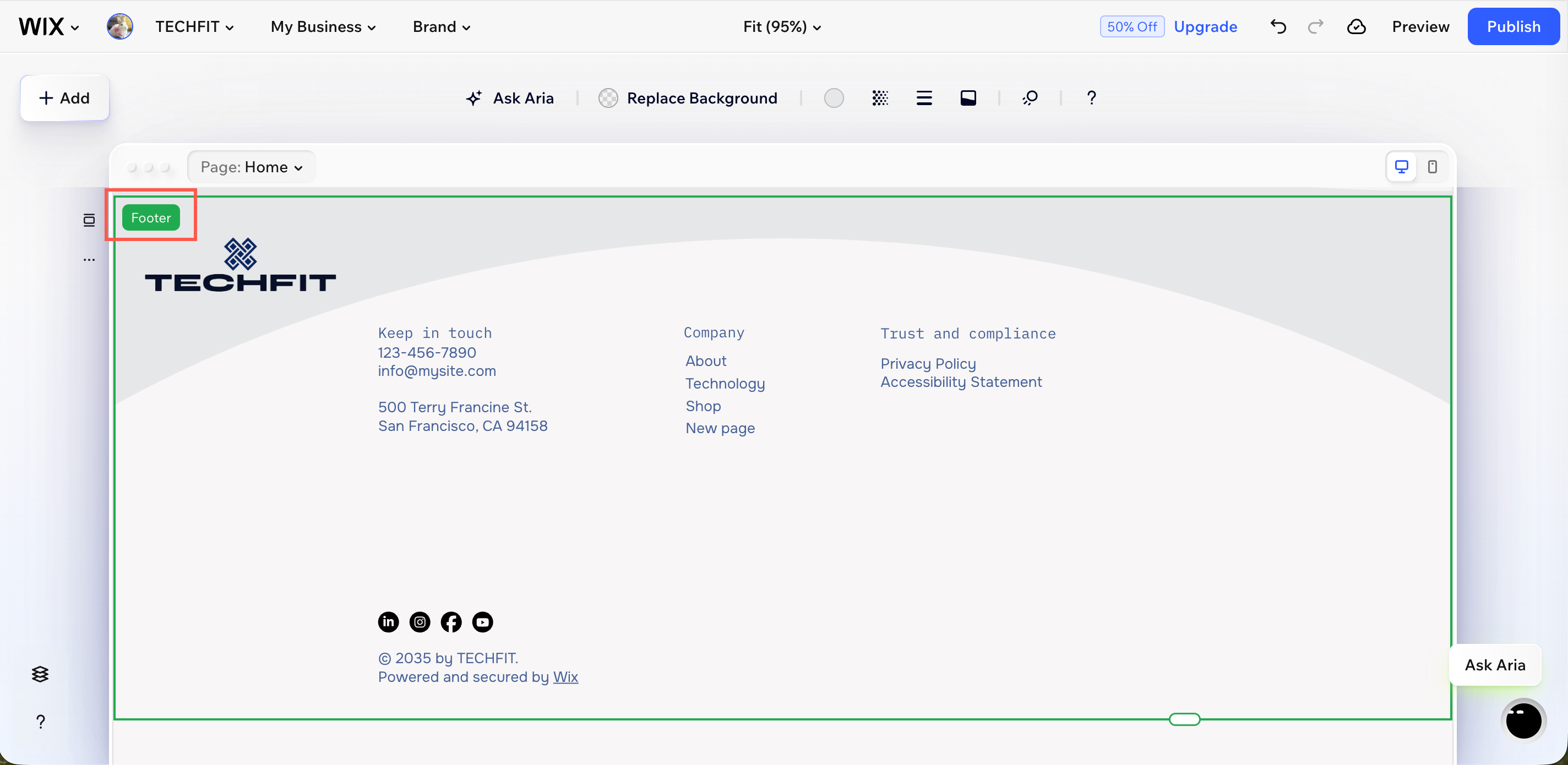 A screenshot of editing a site's footer in a the Wix Harmony Editor