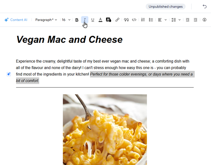 Text has been highlighted in the composer, and the cursor is clicking the italics icon.