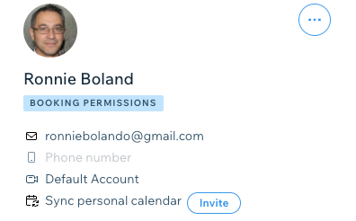A screenshot showing how to invite your staff to sync their calendars with Wix Bookings.