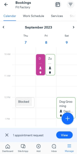 Uma captura de tela mostrando o calendário de agendamentos no app Wix Owner.