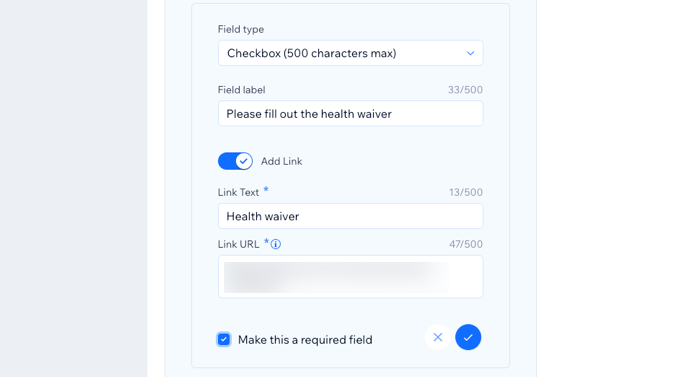 Une capture d'écran montrant comment ajouter une case à cocher de formulaire de santé avec une URL hypertexte au formulaire de réservation.