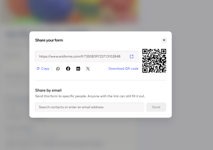 Wix カスタムフォームに、フォームを共有するためのポップアップが表示されている様子を示したスクリーンショット。