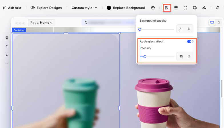 Captura de tela do Editor do Wix Harmony com a alavanca Aplicar efeito de vidro ativada e o slider de intensidade definido como 15%